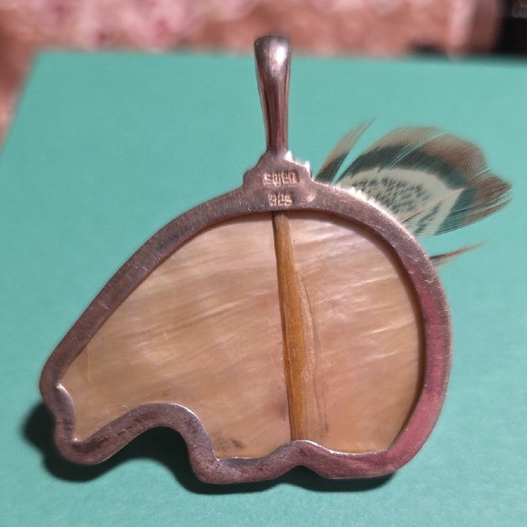 Sajen Bear Pendant - Picture 2 of 6